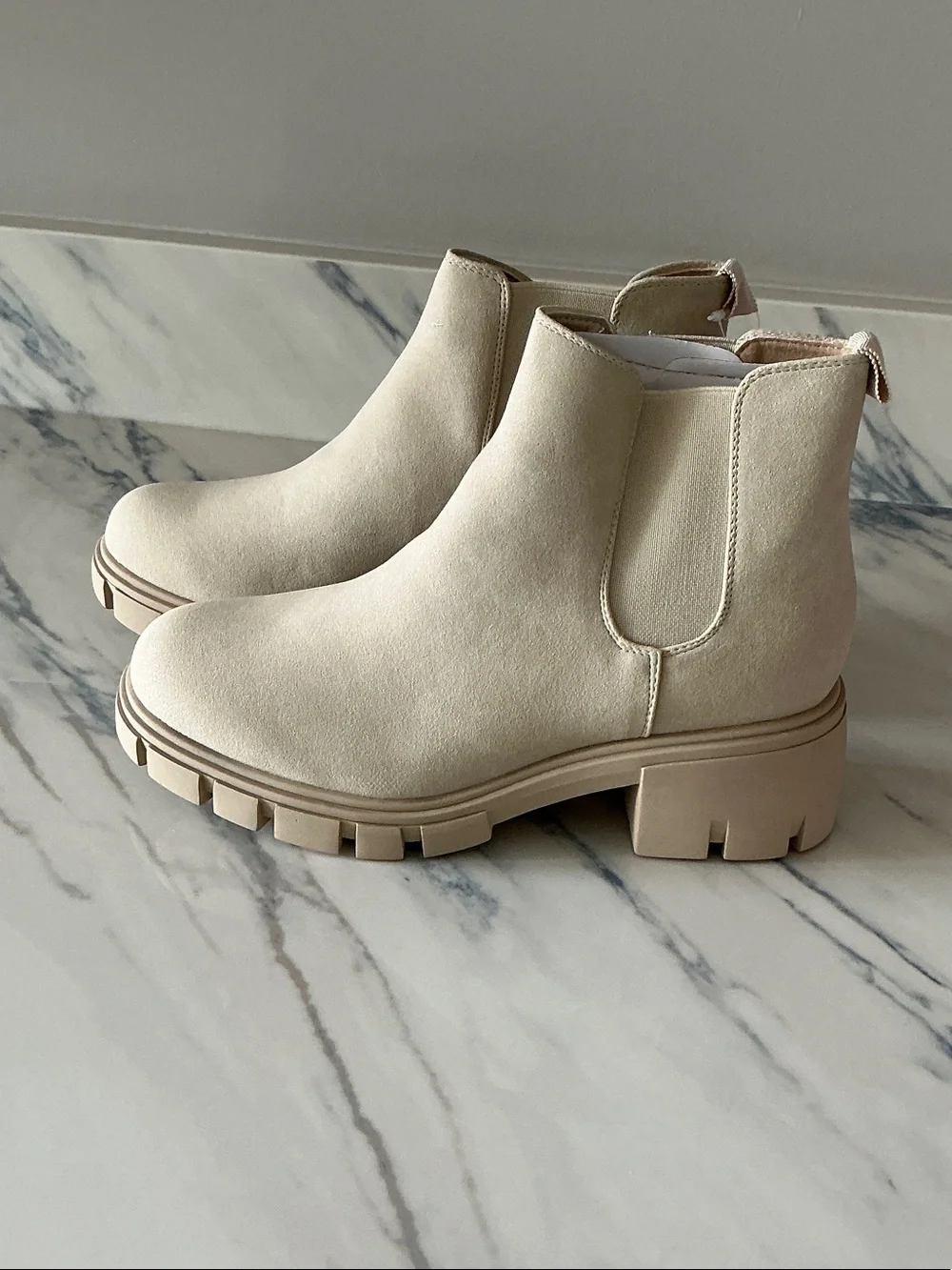 Chelsea Lug Boots in Cream - Women